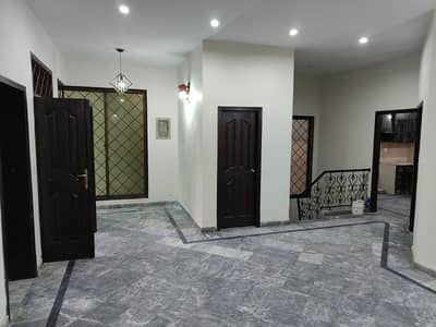 House Of 7 Marla Available In Faisal Town
