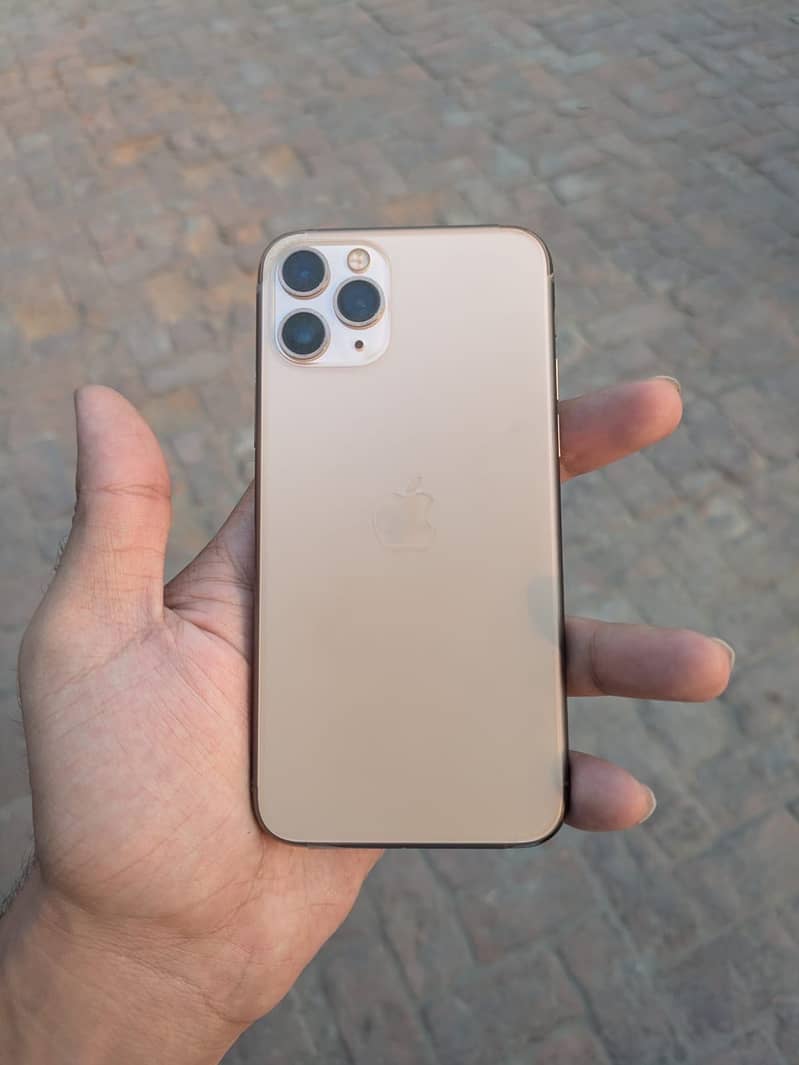 Iphone 11 pro 4
