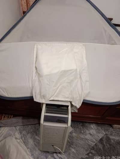 Close Comfort Portable AC with Igloo Tent (0.5 ton)