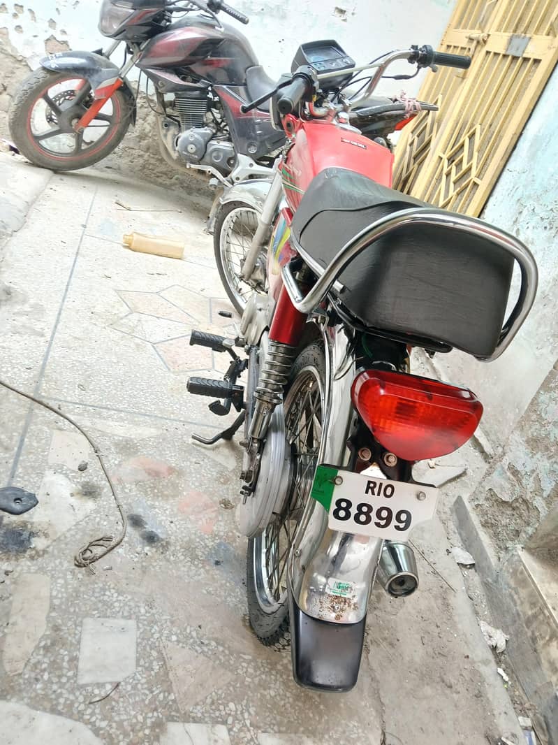 good  condition   2018 model 8