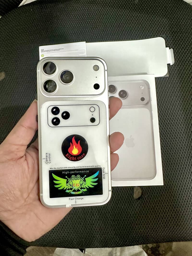 iphone 17 pro max 4