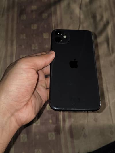 Asslamualaikum i am selling ma I phone 11 factory unlock  64 gb