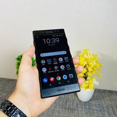 Red Hydrogen one | 6/128GB | SnapDragon 835 | 4500mah | Non PTA