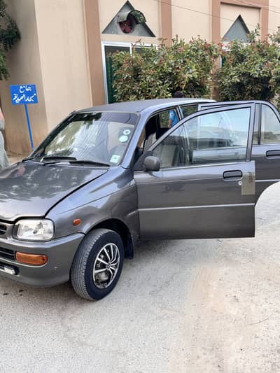 Coure 2005 automatic new mira engine avrg 22 plus  110000
