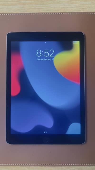 iPad Air 2 (32GB) Space Gray | Pristine Condition | Official Charger