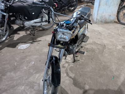 unique 2011 urgent sale