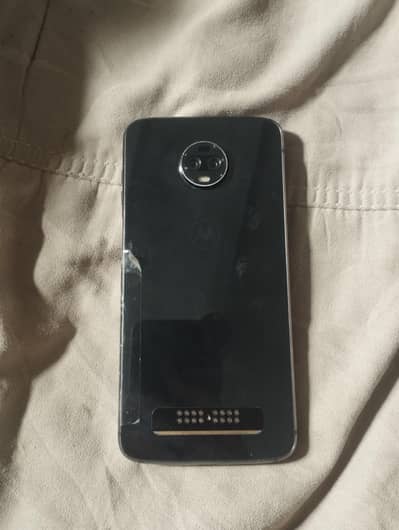 . Moto S3 4gb. 64g b non.  pta