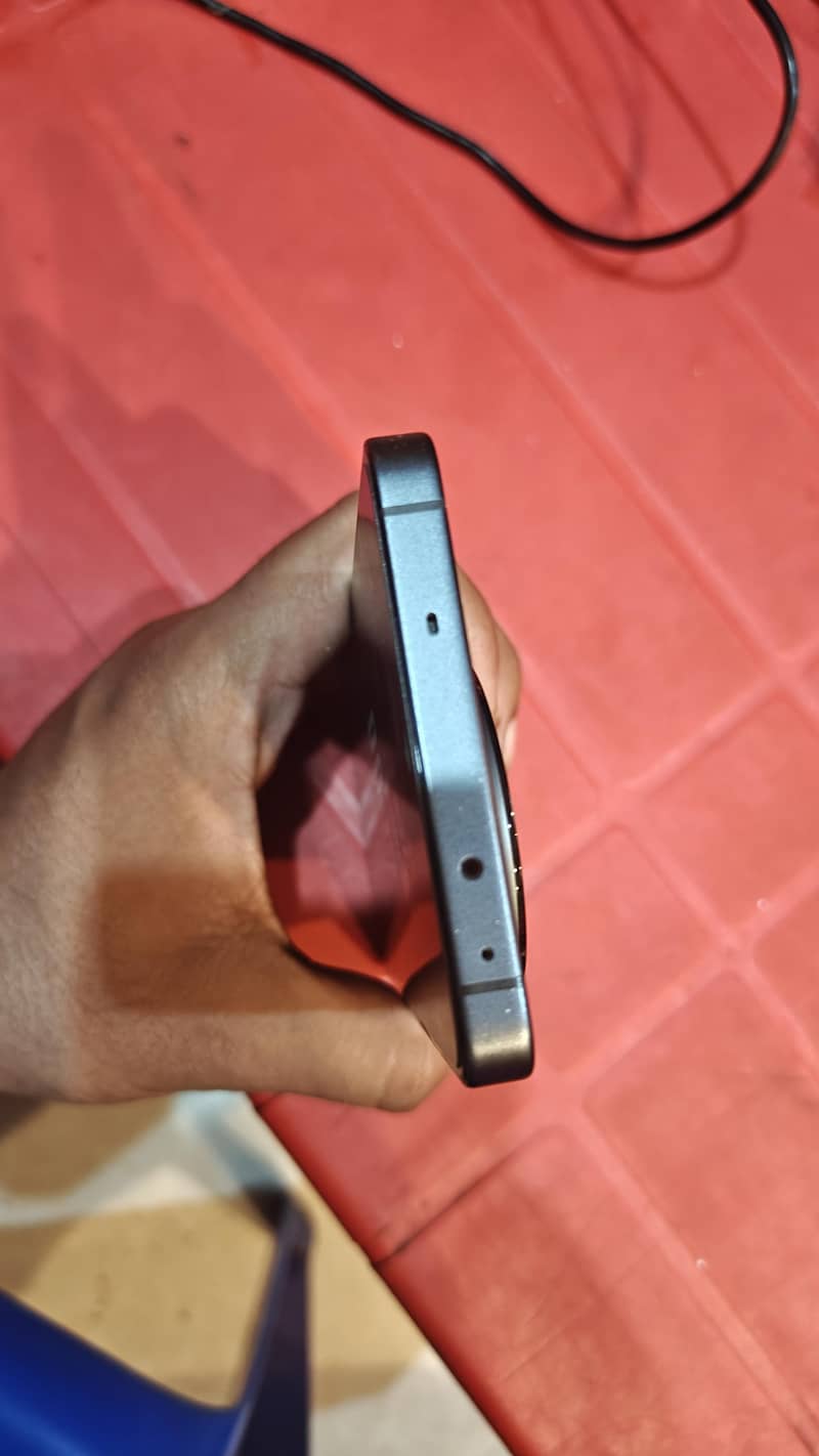oneplus ace5/13r 4