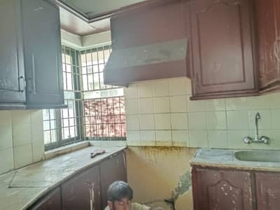 1 Kanal 4 Beds With Basement House Is Available For Sale in Sui Gas Society Near Dha Phase 5