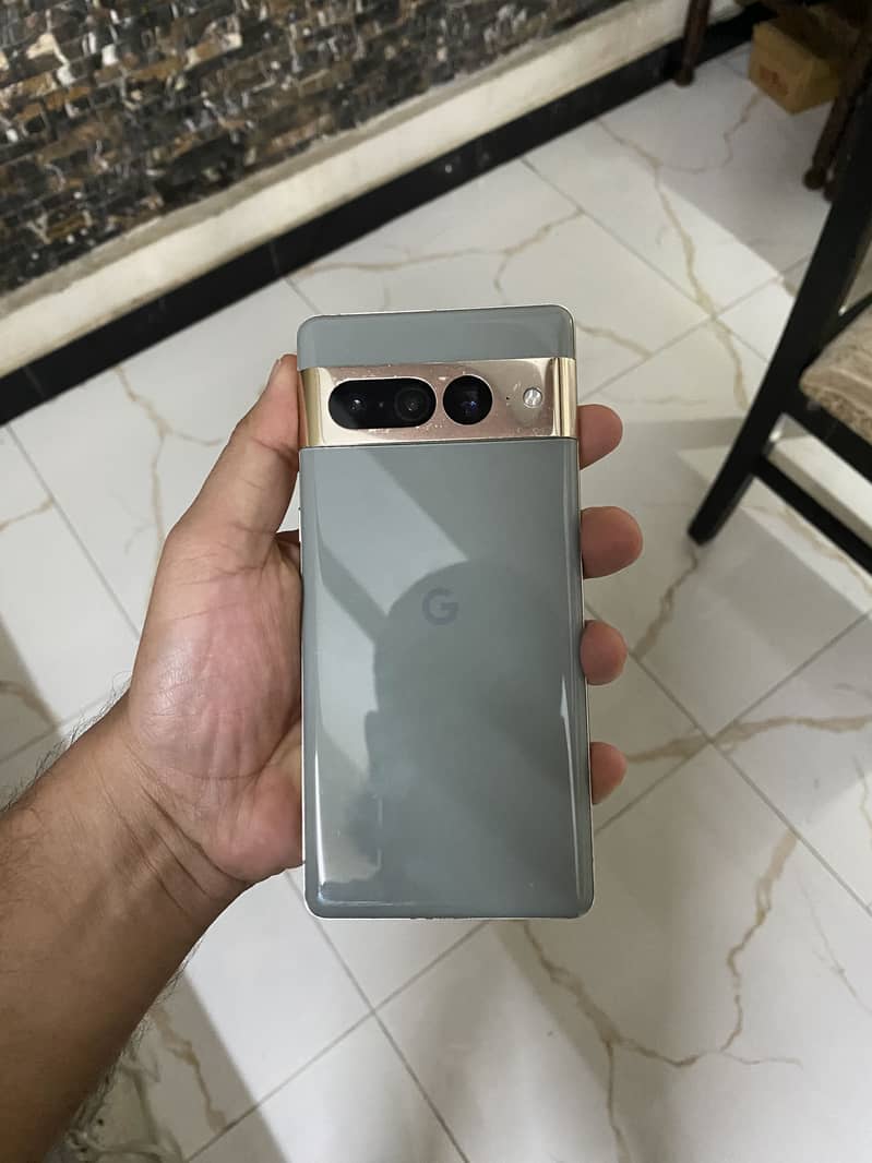 Google pixel 7 pro 2