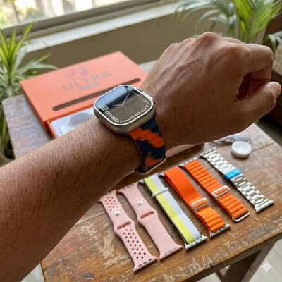 Ultra 7-in-1 Smartwatch Bundle - 7 Luxury Straps & HD Display