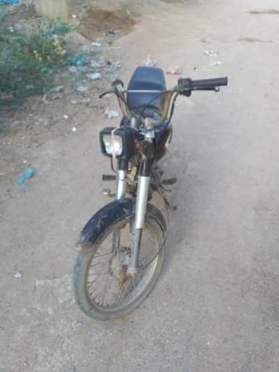 Honda CD70 1981 Karachi no Body pic me dekhlen