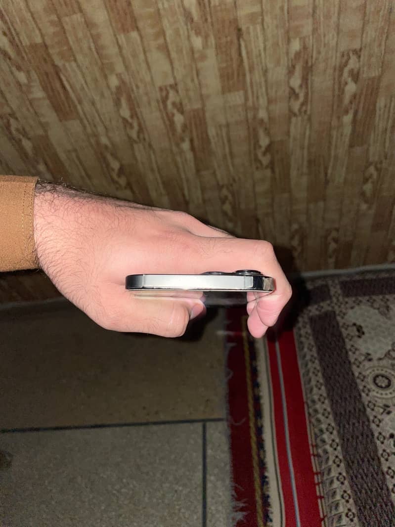 Iphone 13 pro max 0