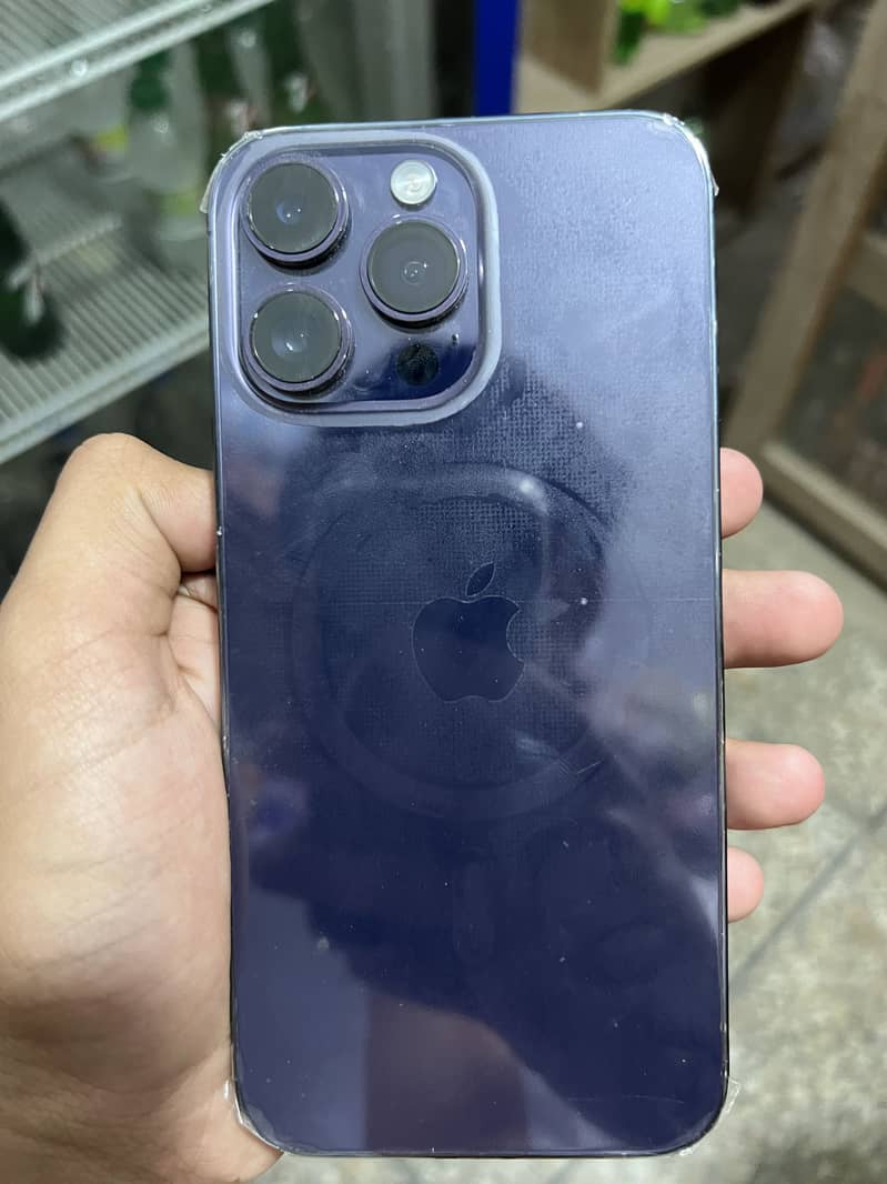 Iphone 14 pro max 4