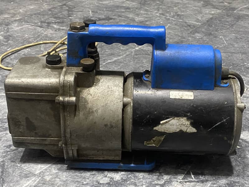 Vacuum pump 3