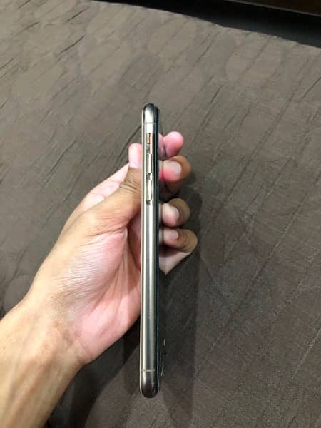 iphone xs 5