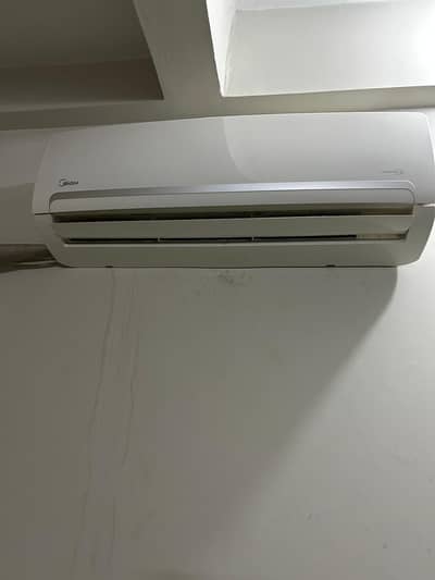 Midea 1.5 ton AC