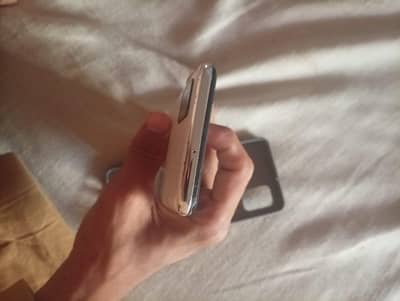 Samsung a51 . . . 128