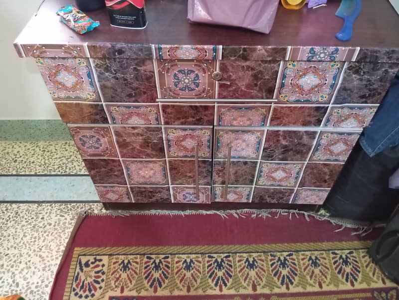 Dressing Table 4