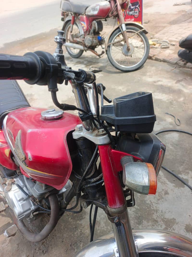 Cg 125 2011 model 8