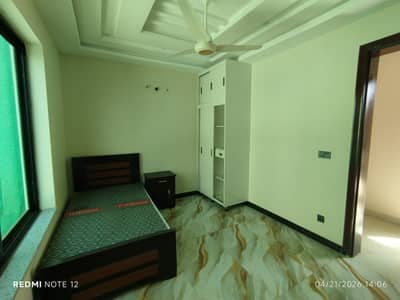 10 Marla Separate House For Rent