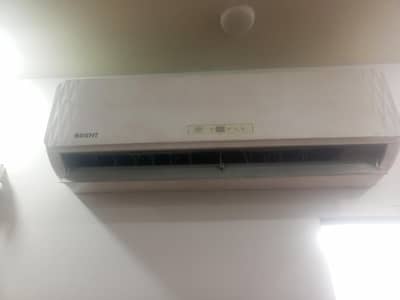 ac he krab he chal nai rha he coling ka msla he