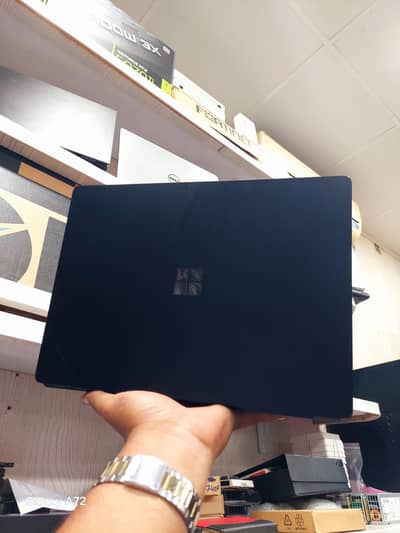Microsoft Surface laptop 5