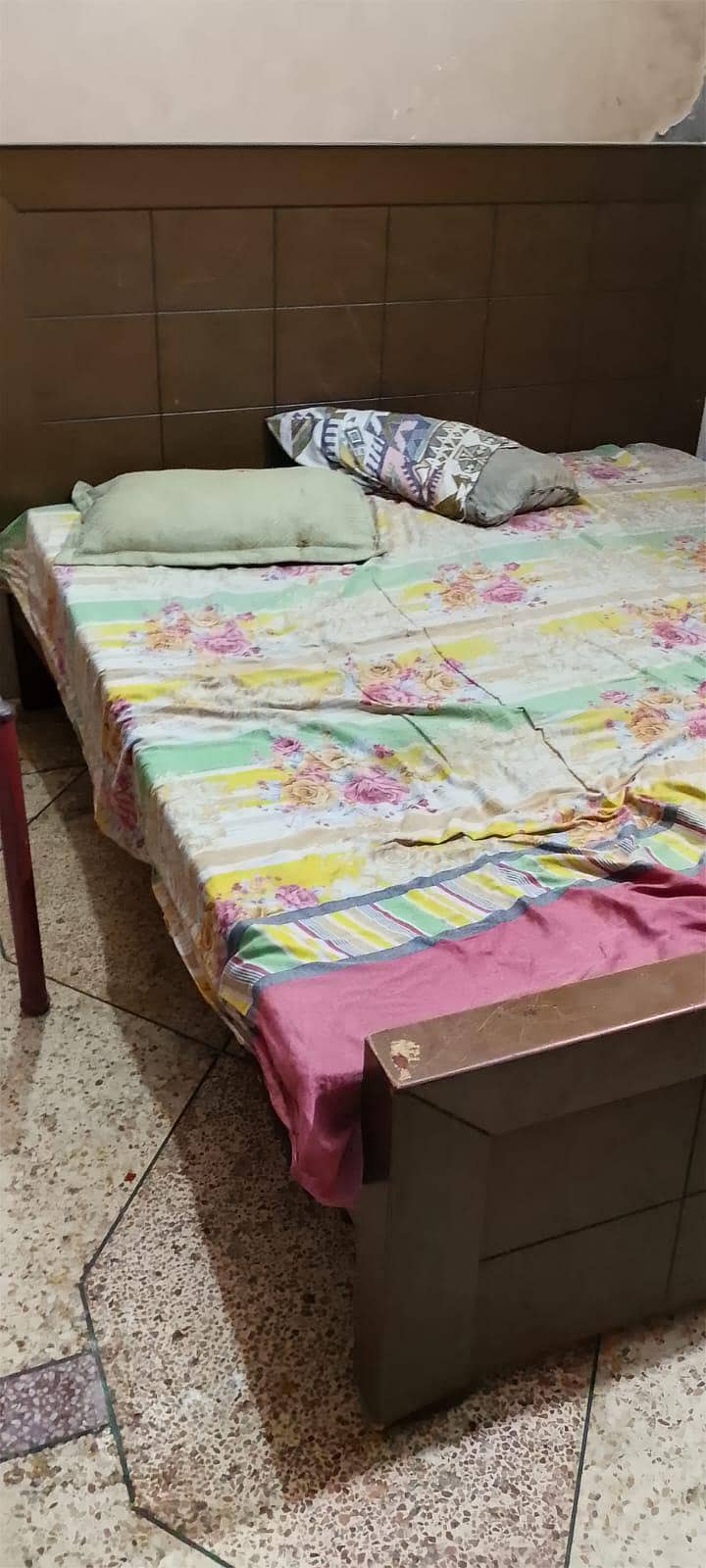 Double bed and side table 1