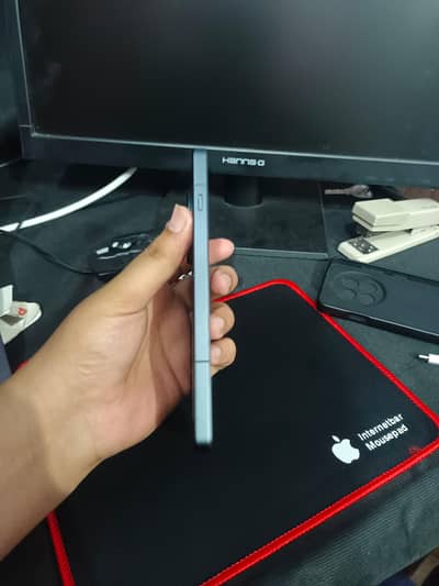 OnePlus ace 5/13R