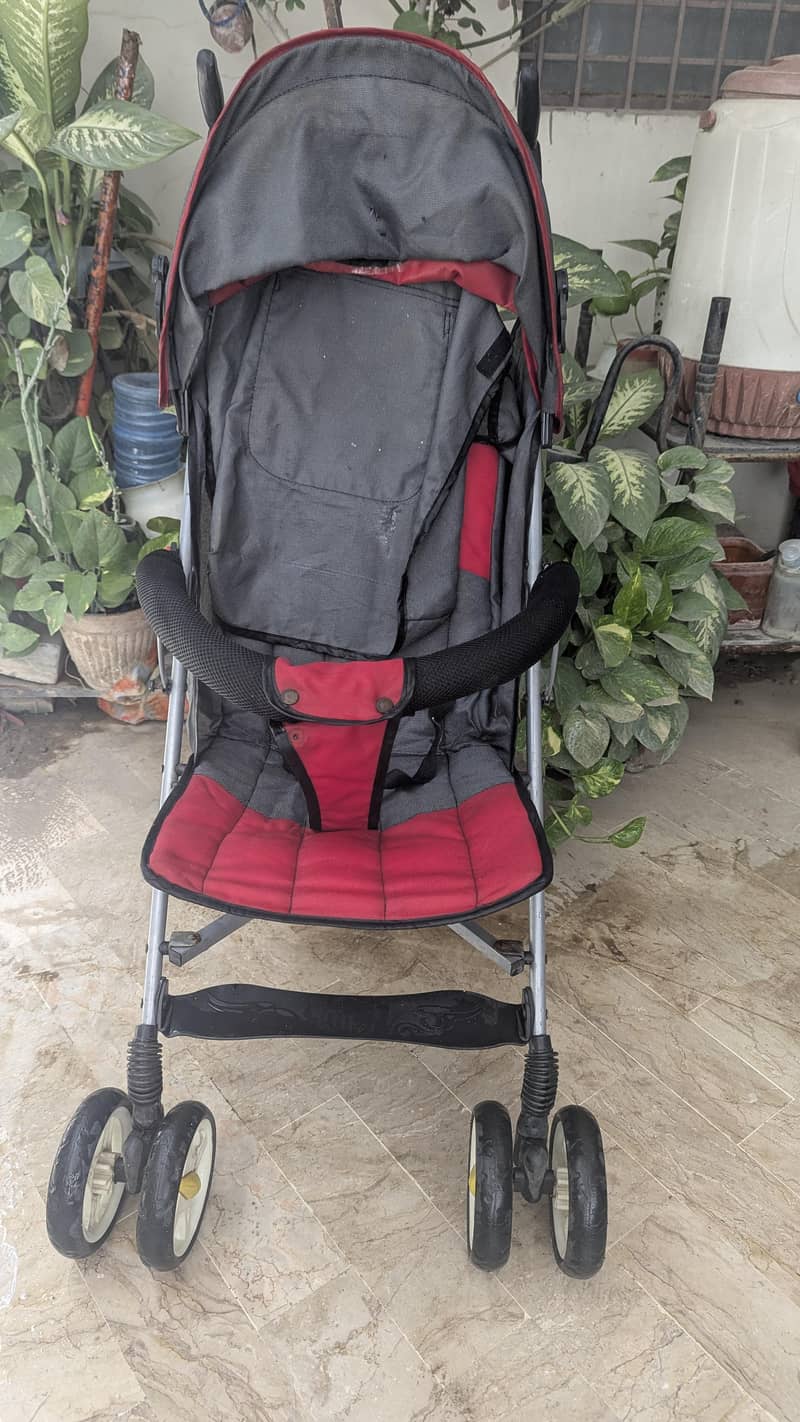 stroller 0