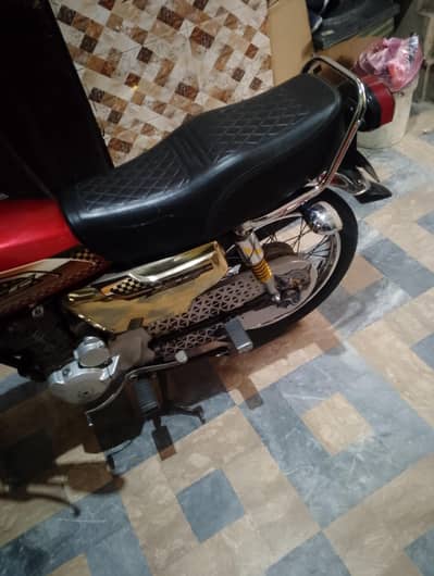 Honda CG 125 Self Start 2025 | 5 Gear | Red |