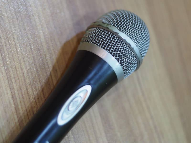 Microphone good condition 1