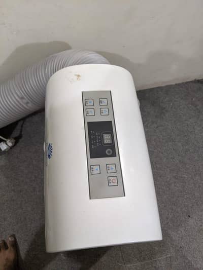 Daewoo Portable Window AC  1 Ton