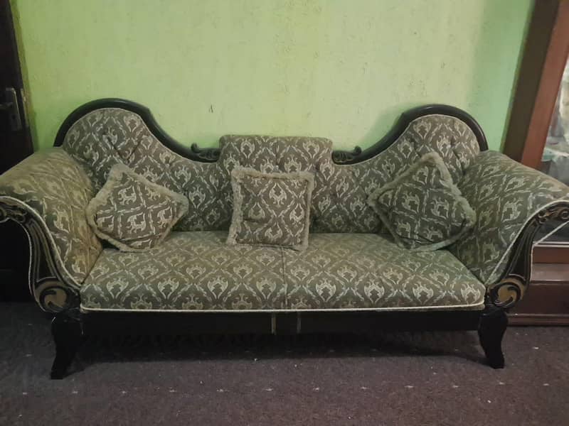 three seater 0