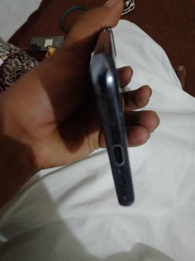 Samsung Galaxy s21 5G 8 128gb PTA approved