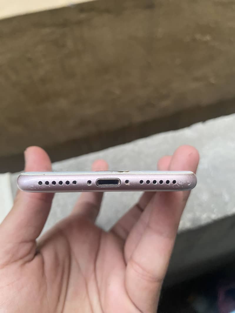 Iphone 7. PTA. 2