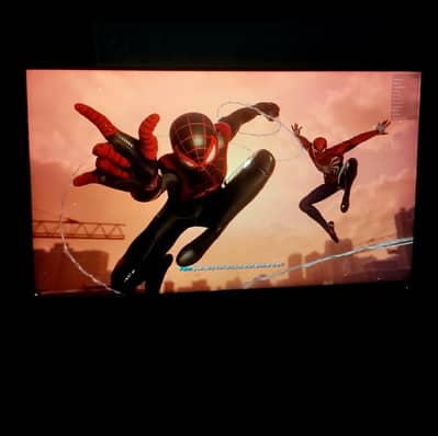 25 inch bezel less monitor