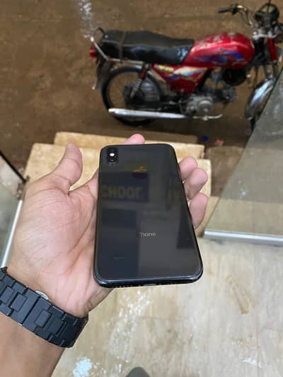 Iphone Xs 256 gb 10/9 condition