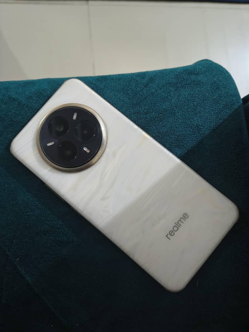 Realme Note 14 pro + 0