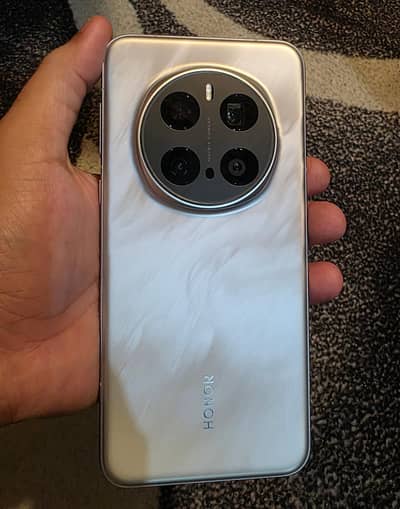 Honor Magic 7 Pro Non PTA 12GB Ram 512GB Storage global version