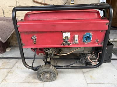 Generator for Sale: 2KV Petrol & Gas