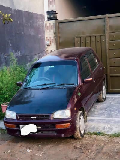 Daihatsu coure 2001