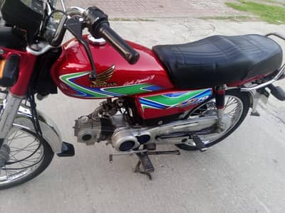 HondaCD 70 bike sale karni haii 0320/9220/731
