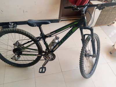 trek mountain cycle