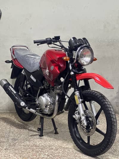 Yamaha ybr125g 2016 model ( jaoniese model )
