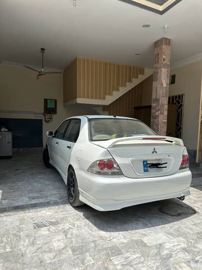 Mitsubishi Lancer 2006 Model GLX Manual Sunroof