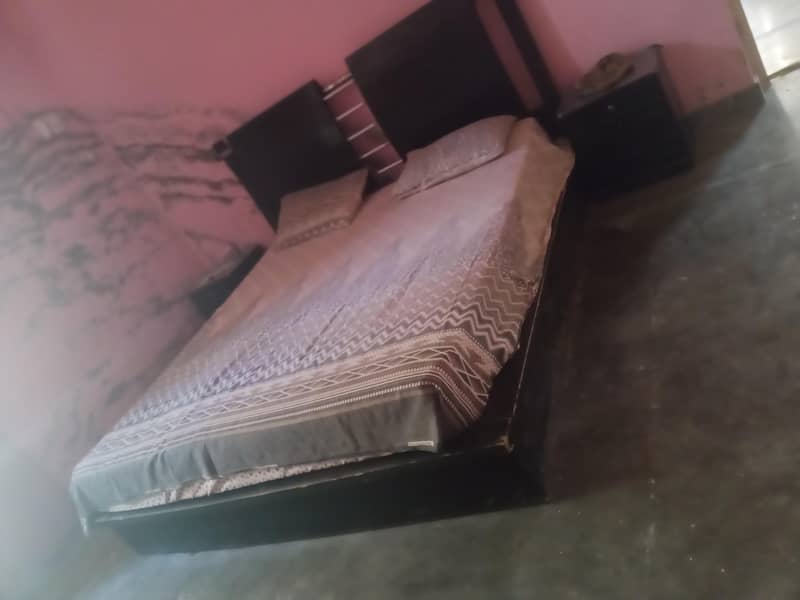king size bed 2