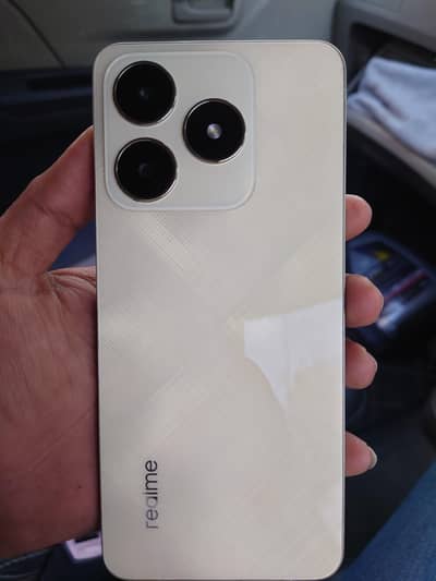 Realme C61