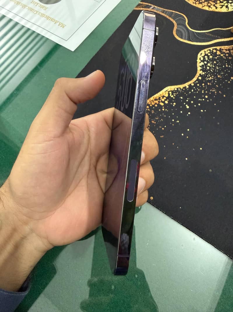 iphone 14 pro max 2