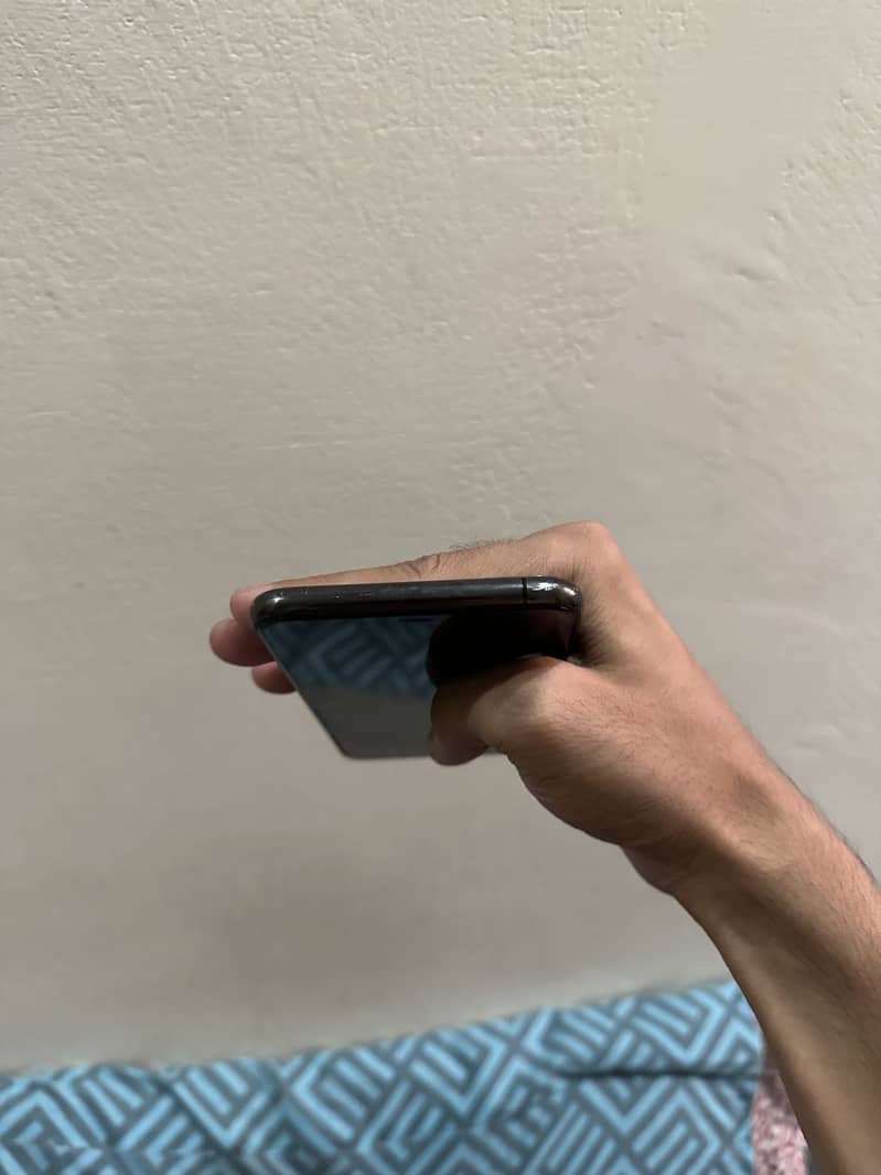 Iphone 11 Pro Max 4